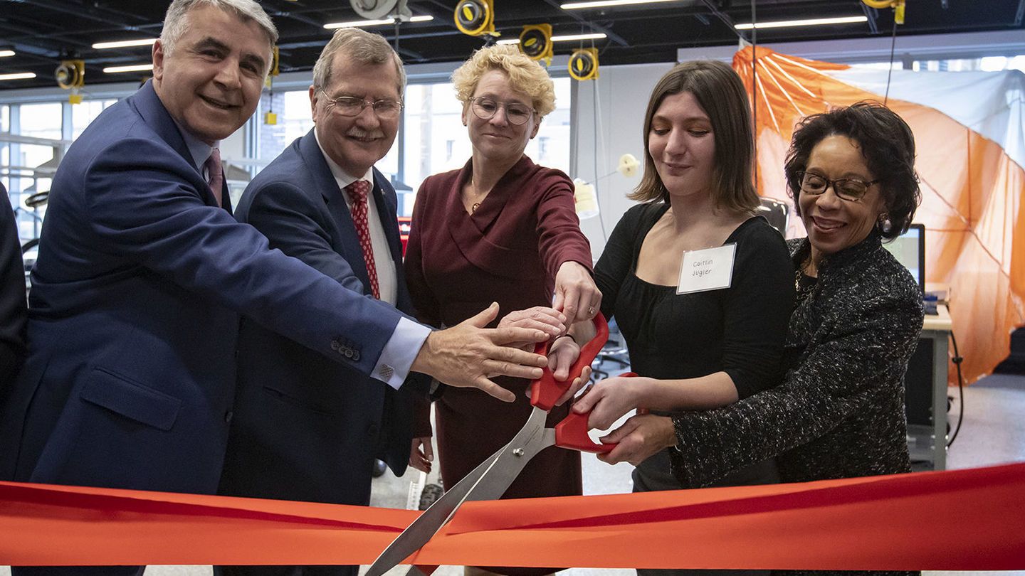 ribbon cutting